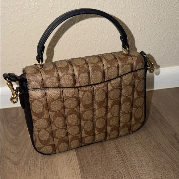 Coach Purse - Picture 3 of 9